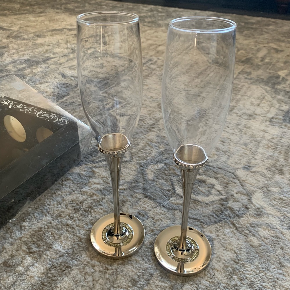 Champagne flutes glasses wedding